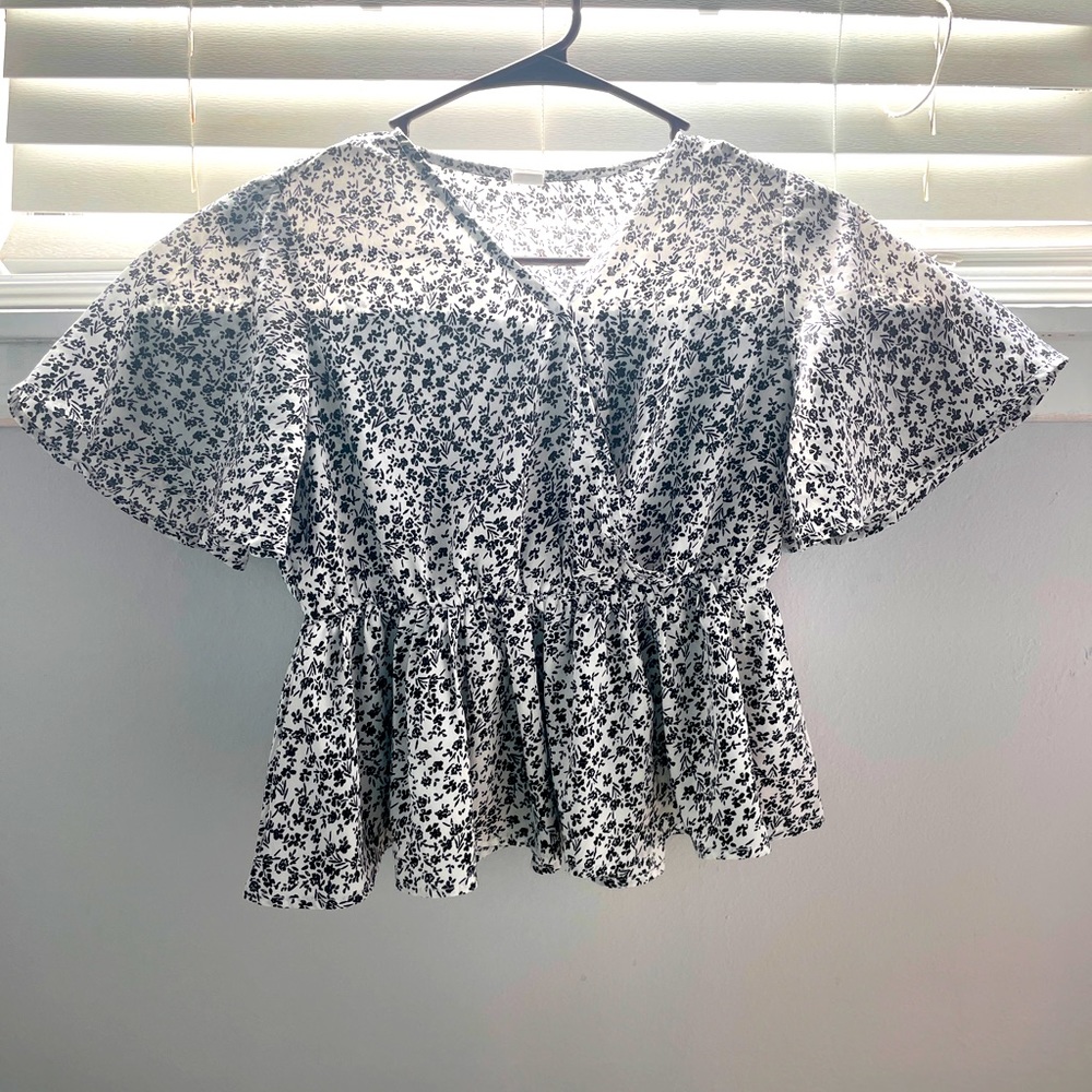 girls M/S black and white summer shirt!!